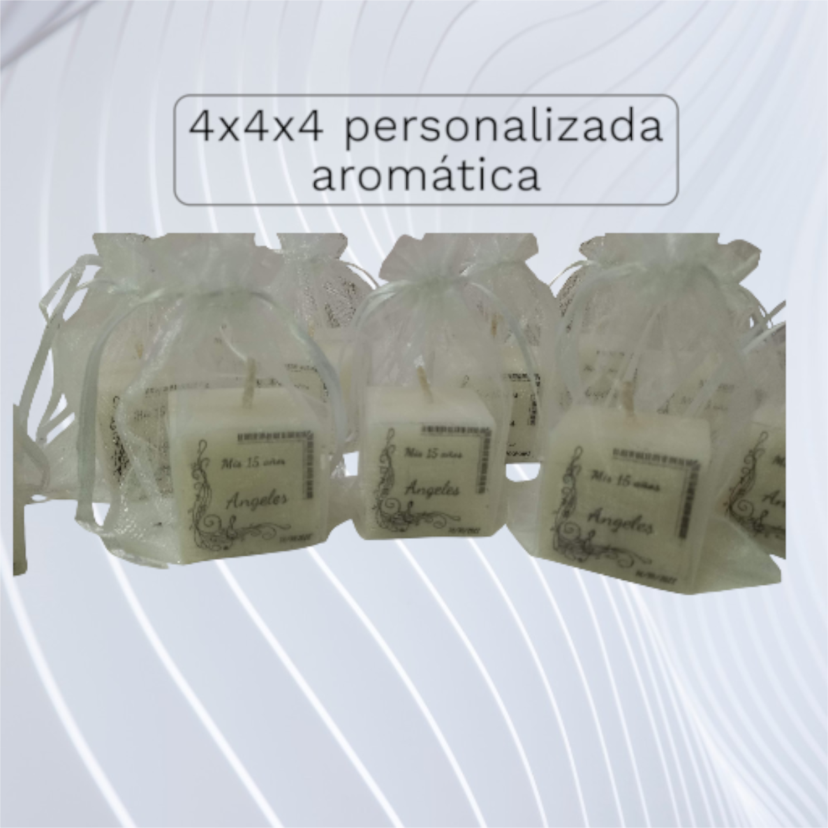 Pack x10 Velas Cuadradas Personalizadas (4x4x4 cm) con Diseño Fusionado en Bolsita de Organza - Brezos Aromas - Imagen 5