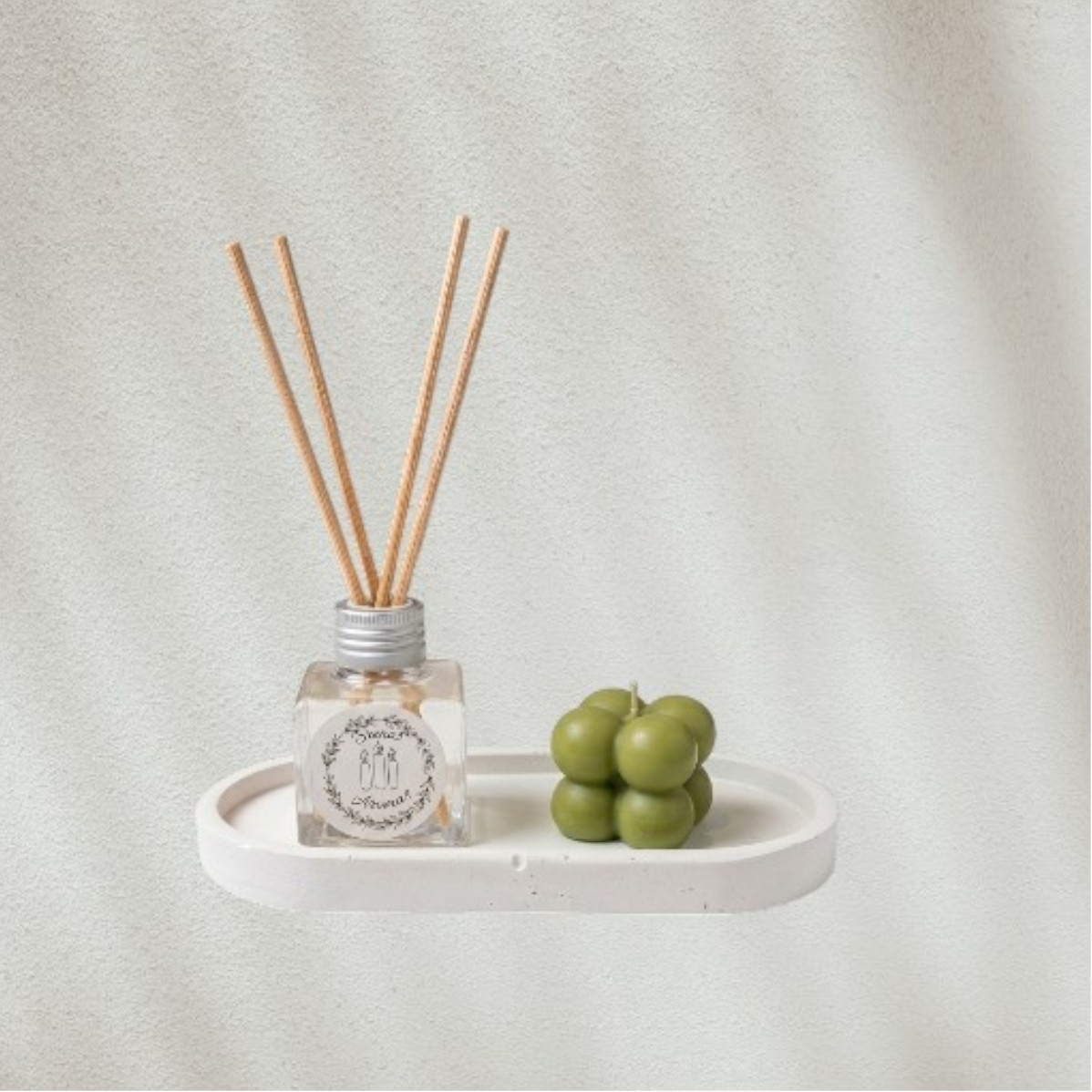 Set de Regalo - Combo N° 15: Bandeja Deco, Difusor Personalizado & Vela de Soja Bubble - Imagen 2