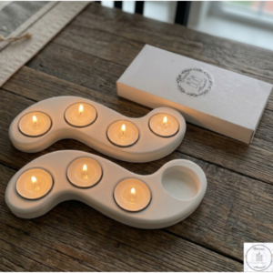 Set de Regalo - Combo N° 24: Portavela "S" Liso para 4 Velas & Pack de Velas de Noche