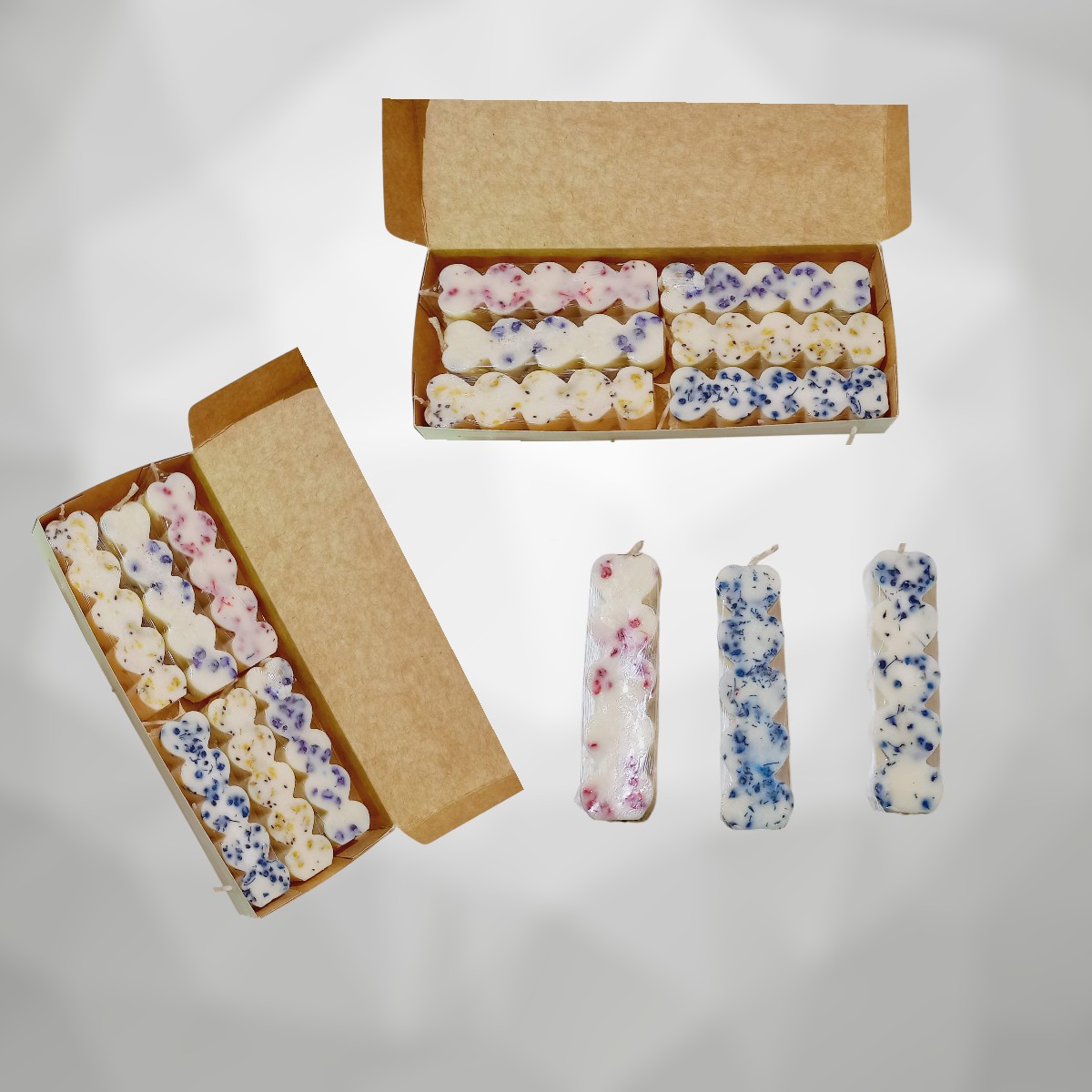 Pack x6 Velas Torre de Corazones con Flores Incrustadas – Soja Alta Fusión - Imagen 2
