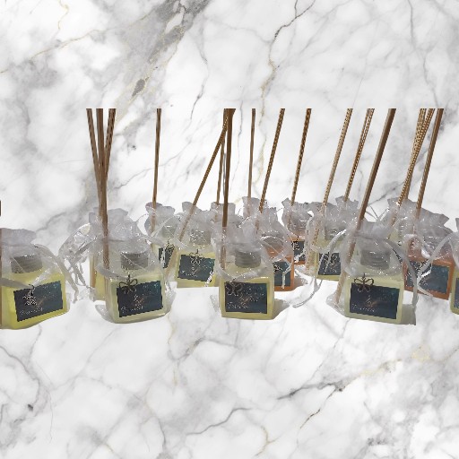 Difusor Aromático en Bolsa de Organza (70cc) – Souvenir Elegante y Personalizado - Imagen 2