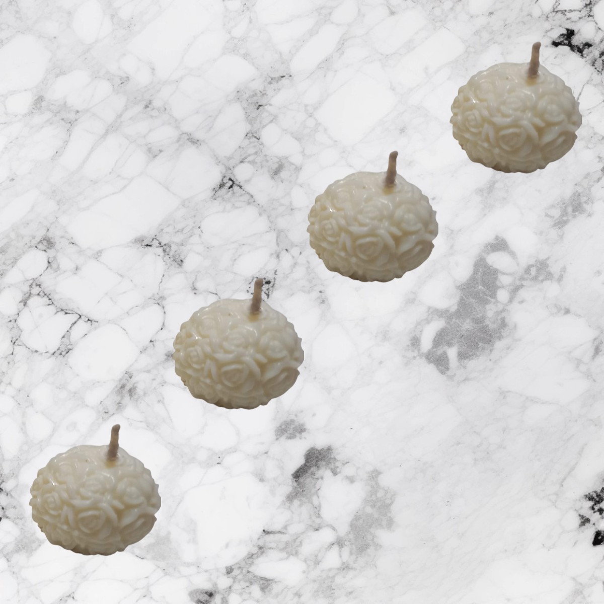 Pack x4 Velas de Soja Esfera con Rosita en Relieve (4 cm) - Imagen 2