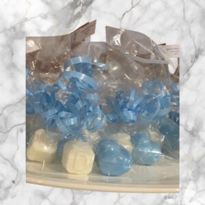 Souvenir Bolsita con Jaboncito de Letra Dado y corazón Bombe - Brezos Aromas