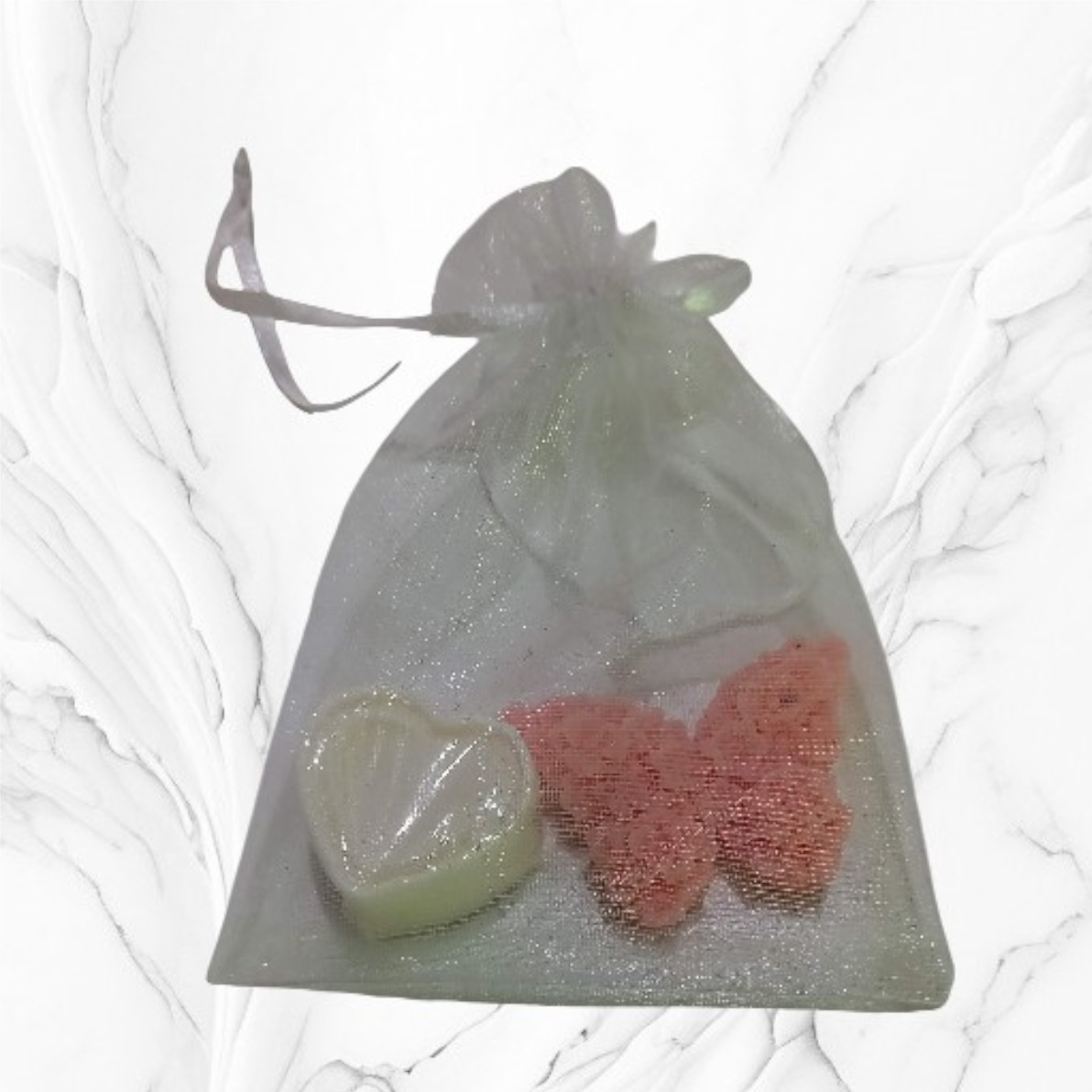 Souvenirs Artesanales: Mariposa con Rositas en bolsita de organza - Imagen 3